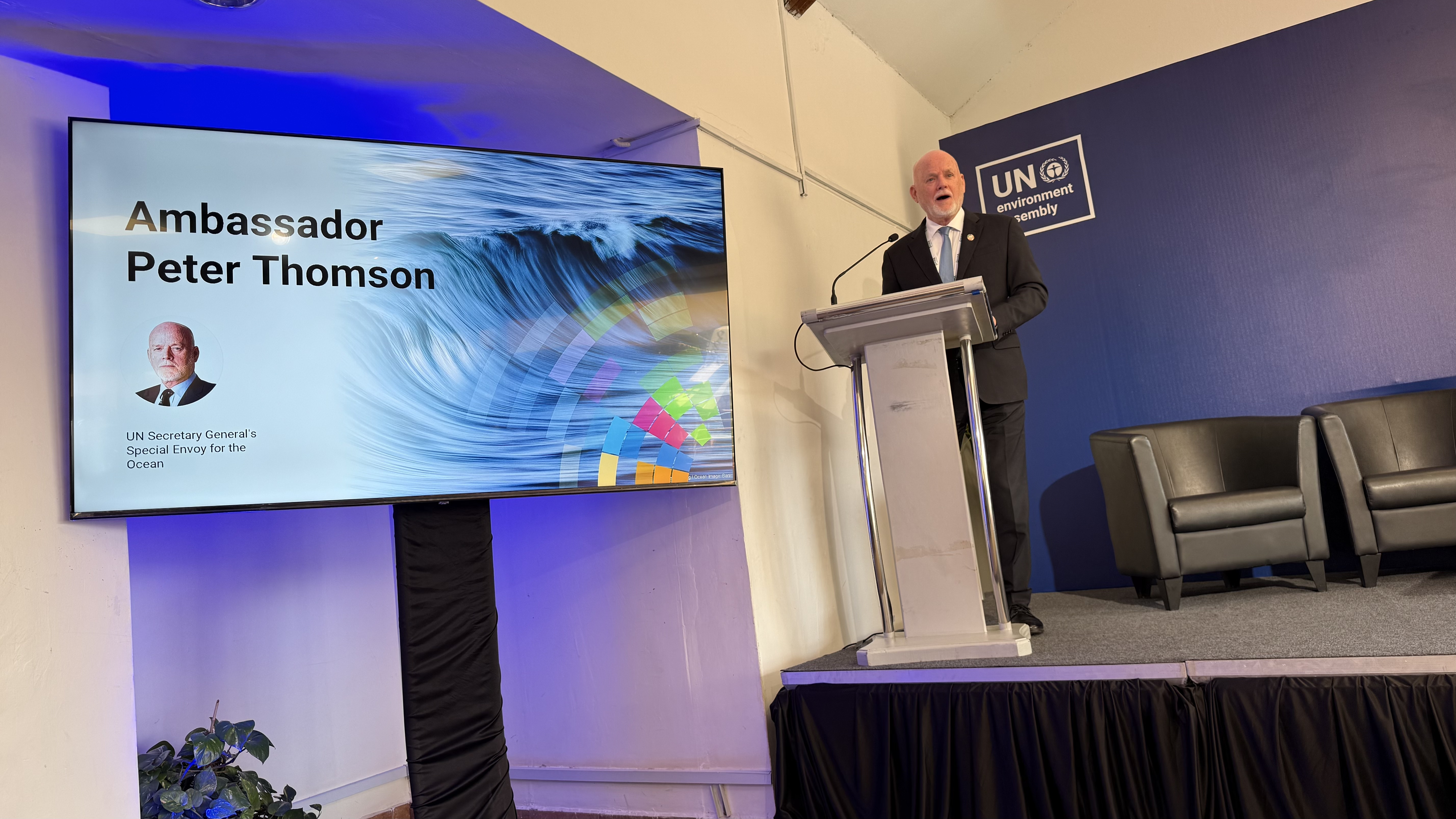 Ambassador Peter Thomson (UNSGâs Special Envoy for the Ocean) reiterated how crucial it is to have interregional, intergenerational, and intersectoral dialogues across vital ecosystem communities, such as coral reefs and peatlands. 