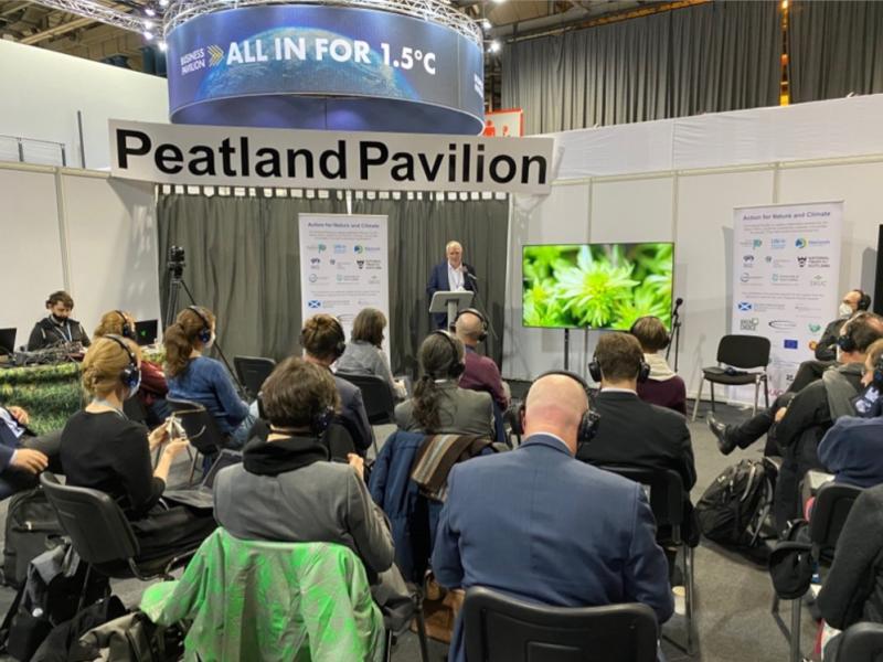 Jochen Flasbarth, State Secretary from the Federal Ministry of the Environment, Nature Conservation and Nuclear Safety (BMU) highlighted that “it is important to combine land use practices in a modern and intelligent way and make the most of what peatlands can offer”.